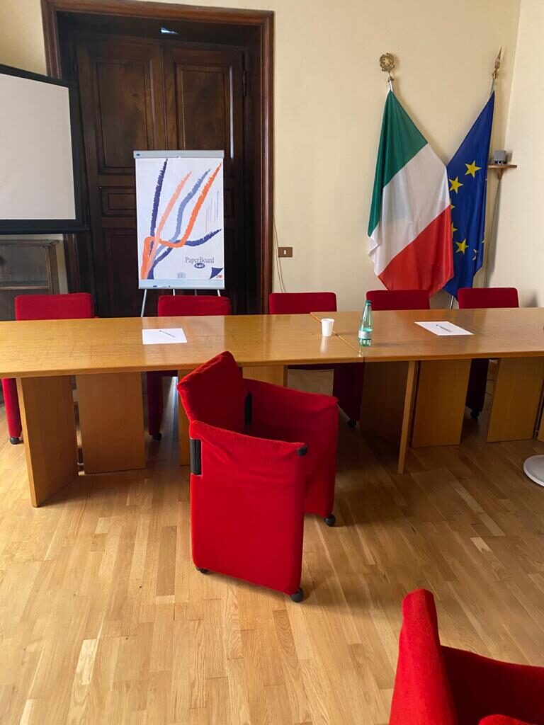8 Interno